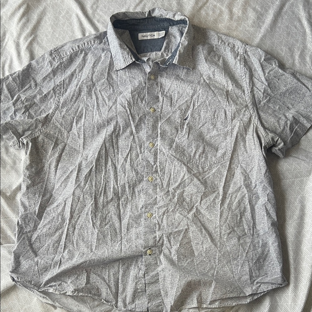 Nautica Men's blue  Casual Button Down Shirt